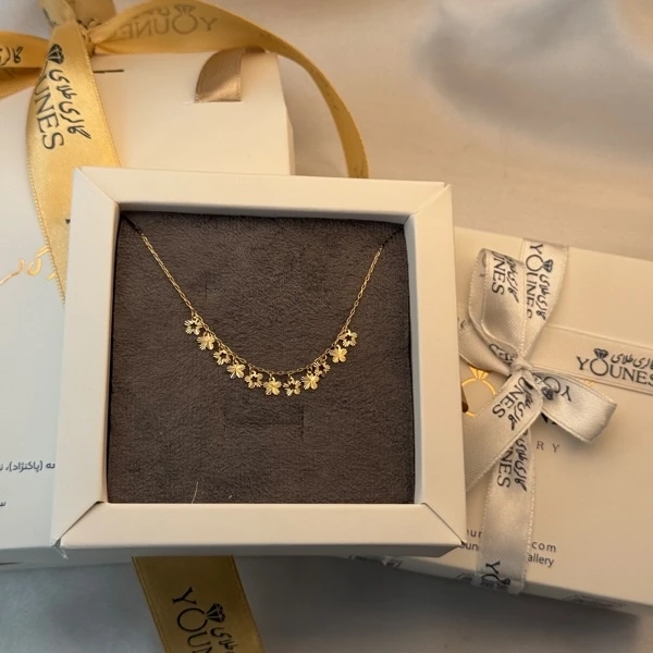 گردنبند طلا گلی پنج پر تراش دار